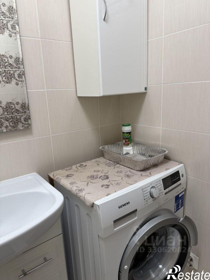 2-комн квартира улица Зайнаб Биишевой, 2,  д. 2