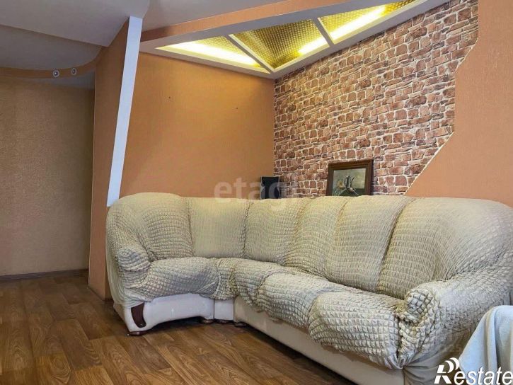 4-комн квартира улица Менделеева, 116,  д. 116