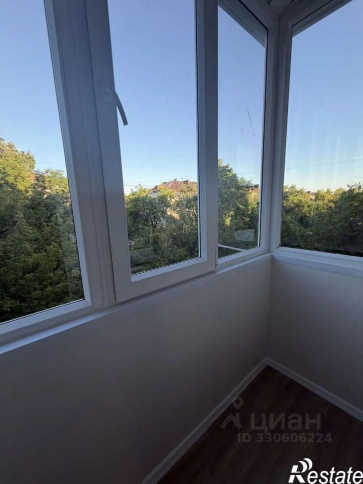 2-комн квартира ул Коммунаров, 3,  д. 3
