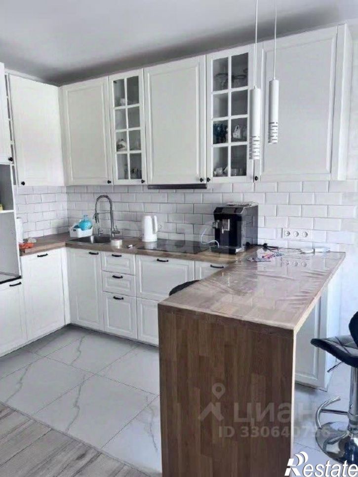 3-комн квартира ул Даяна Мурзина, 13,  д. 13