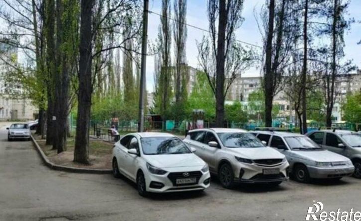 2-комн квартира улица Юрия Гагарина, 10/2,  д. 10/2