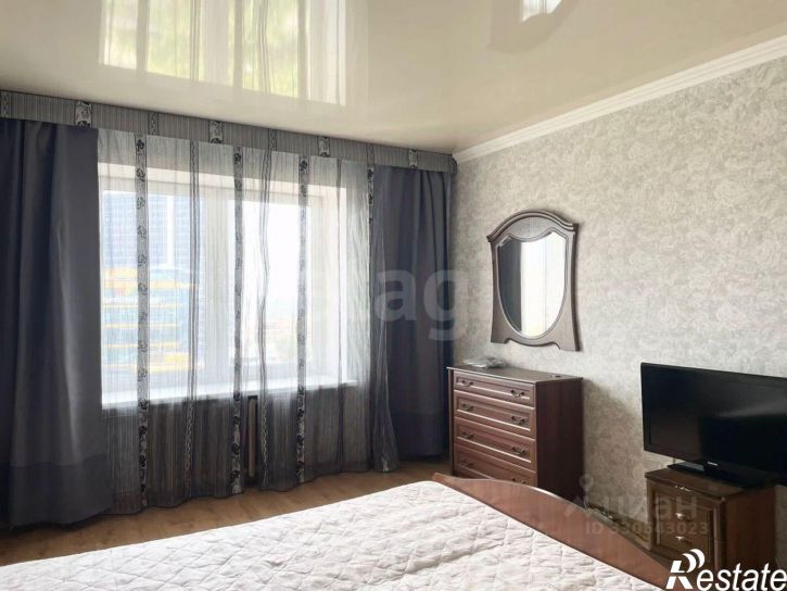 3-комн квартира ул Софьи Перовской, 52 2,  д. 52 2,  к. 2