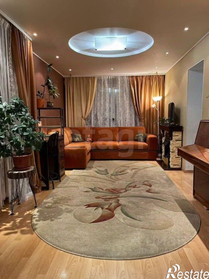 3-комн квартира ул Рихарда Зорге, 49,  д. 49