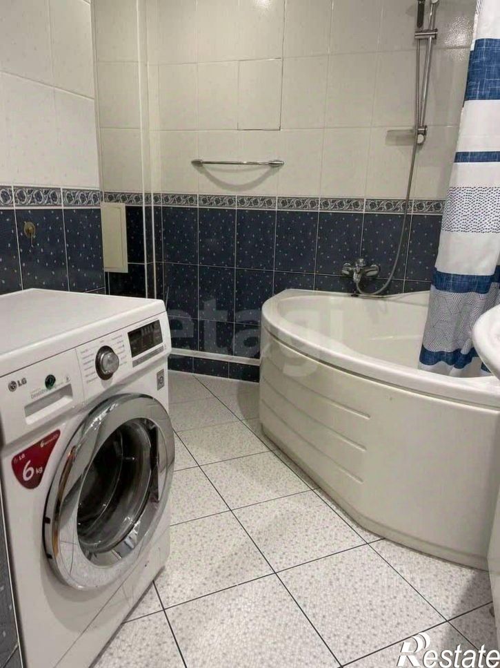 3-комн квартира ул Рихарда Зорге, 49,  д. 49