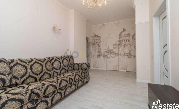 3-комн квартира ул Свердлова, 84,  д. 84