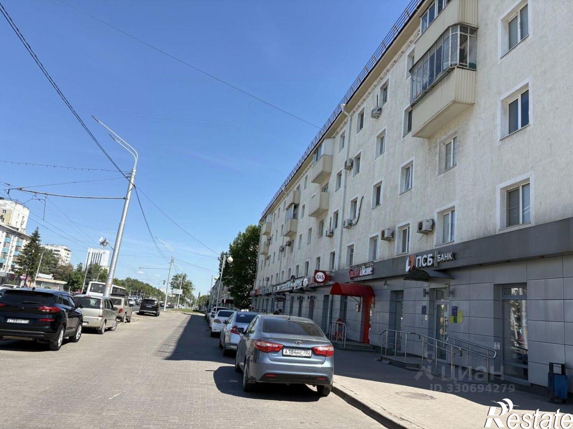Купить комнату за 2 800 000 рублей на проспект Октября, 10