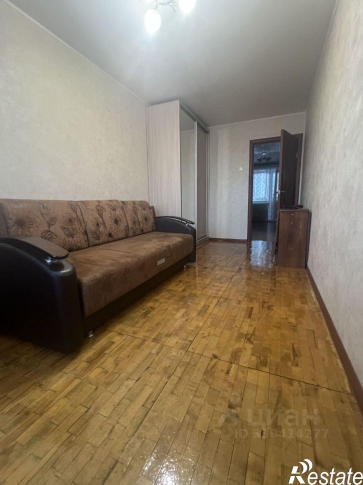 3-комн квартира улица Юрия Гагарина, 52/1,  д. 52/1