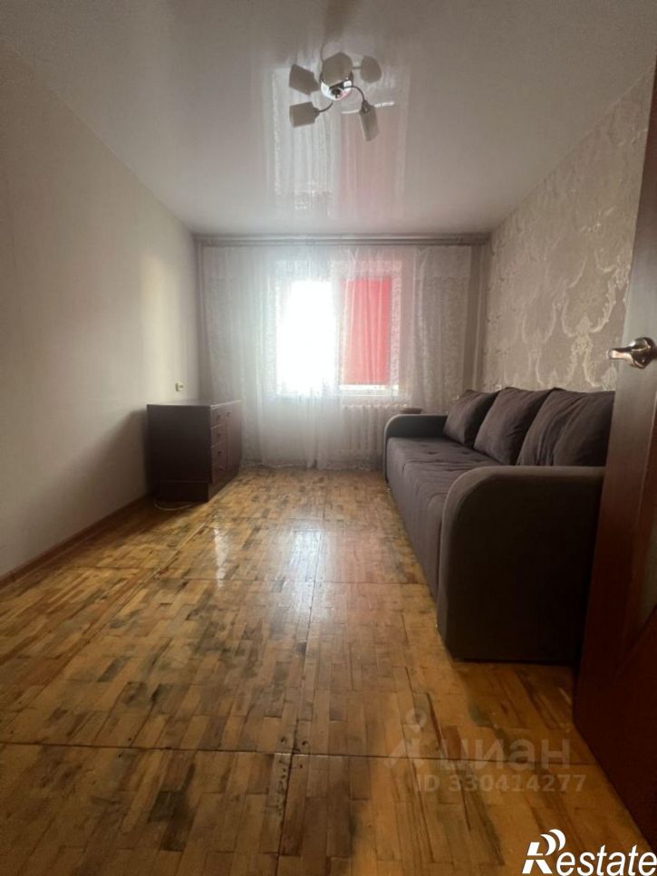 3-комн квартира улица Юрия Гагарина, 52/1,  д. 52/1