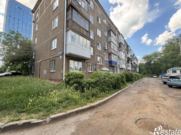2-комн квартира проспект Октября, 109/2,  д. 109/2