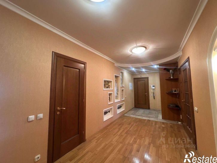 4-комн квартира улица Карла Маркса, 53/1,  д. 53/1