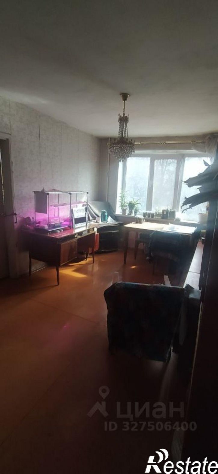 3-комн квартира ул Рихарда Зорге, 49,  д. 49