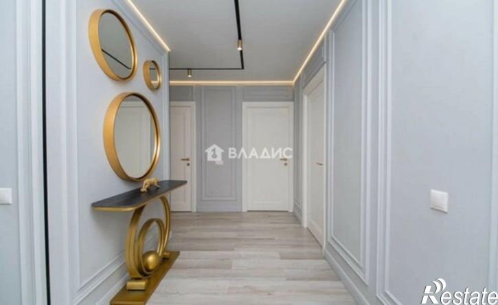 4-комн квартира ул Бехтерева, 10,  д. 10