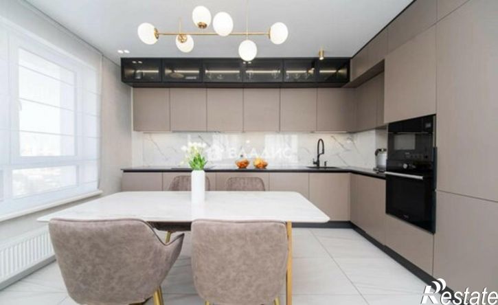 4-комн квартира ул Бехтерева, 10,  д. 10