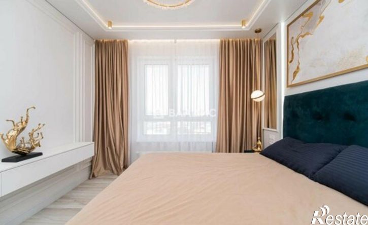 4-комн квартира ул Бехтерева, 10,  д. 10