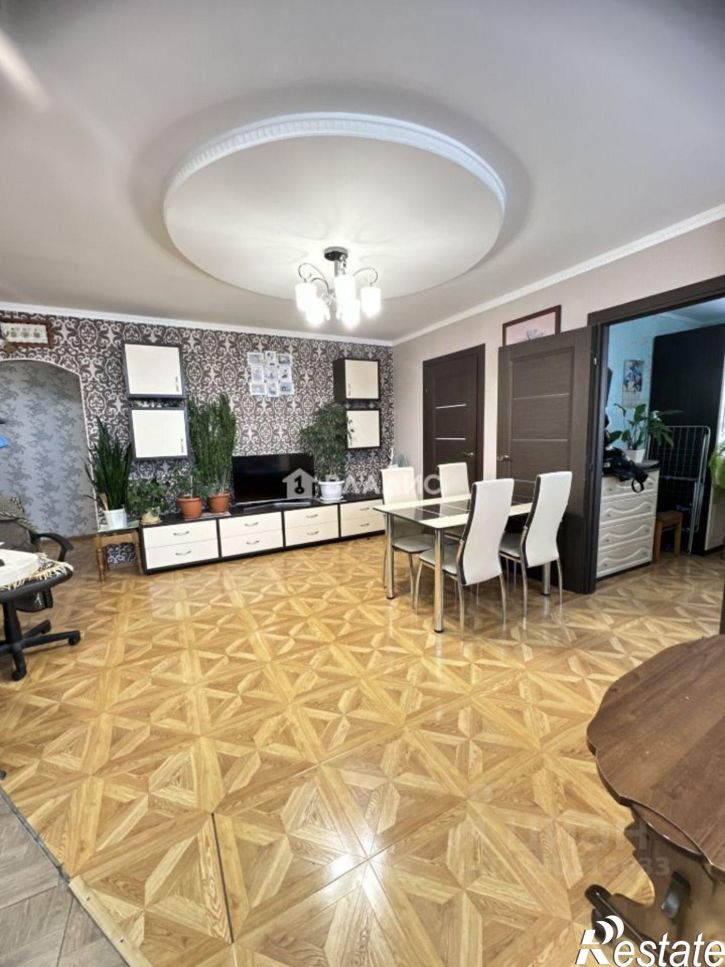 3-комн квартира улица Ахметова, 30/1,  д. 30/1