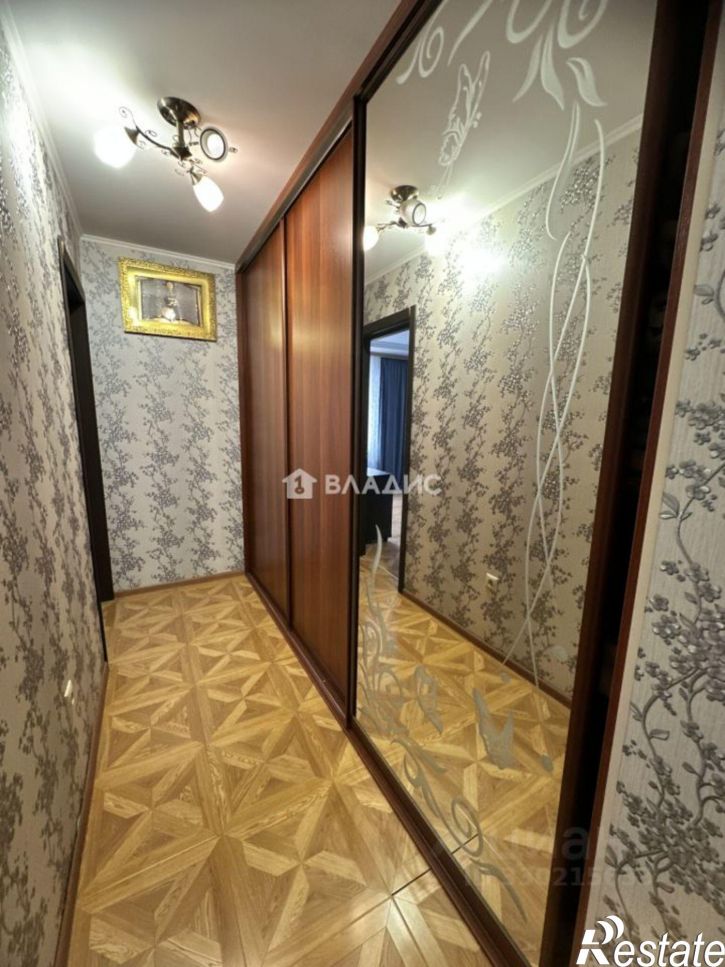 3-комн квартира улица Ахметова, 30/1,  д. 30/1