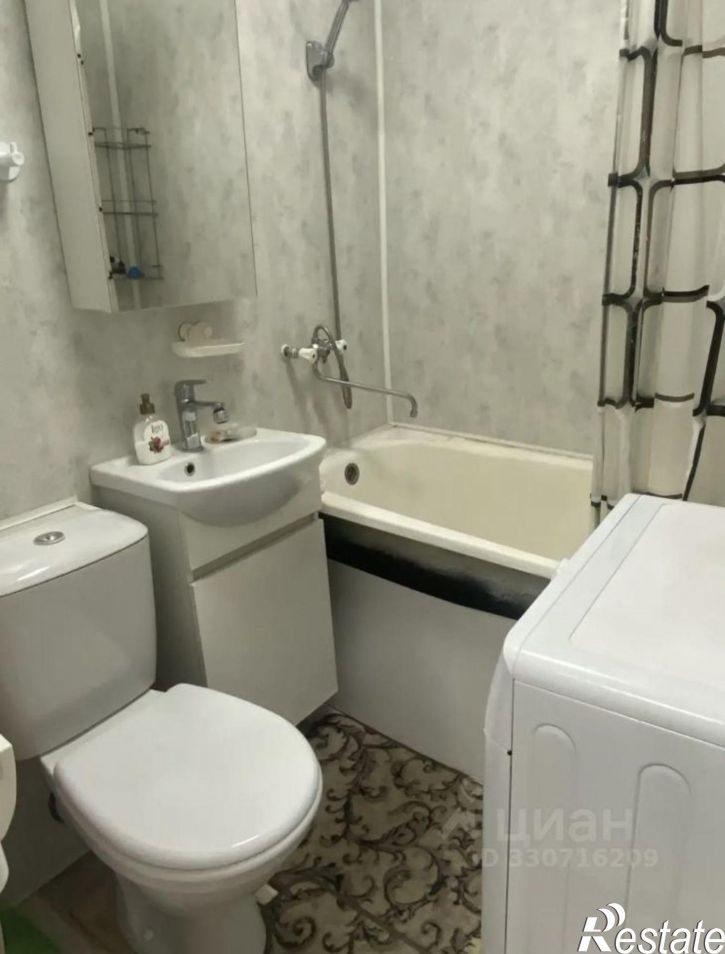 2-комн квартира проспект Октября, 97,  д. 97