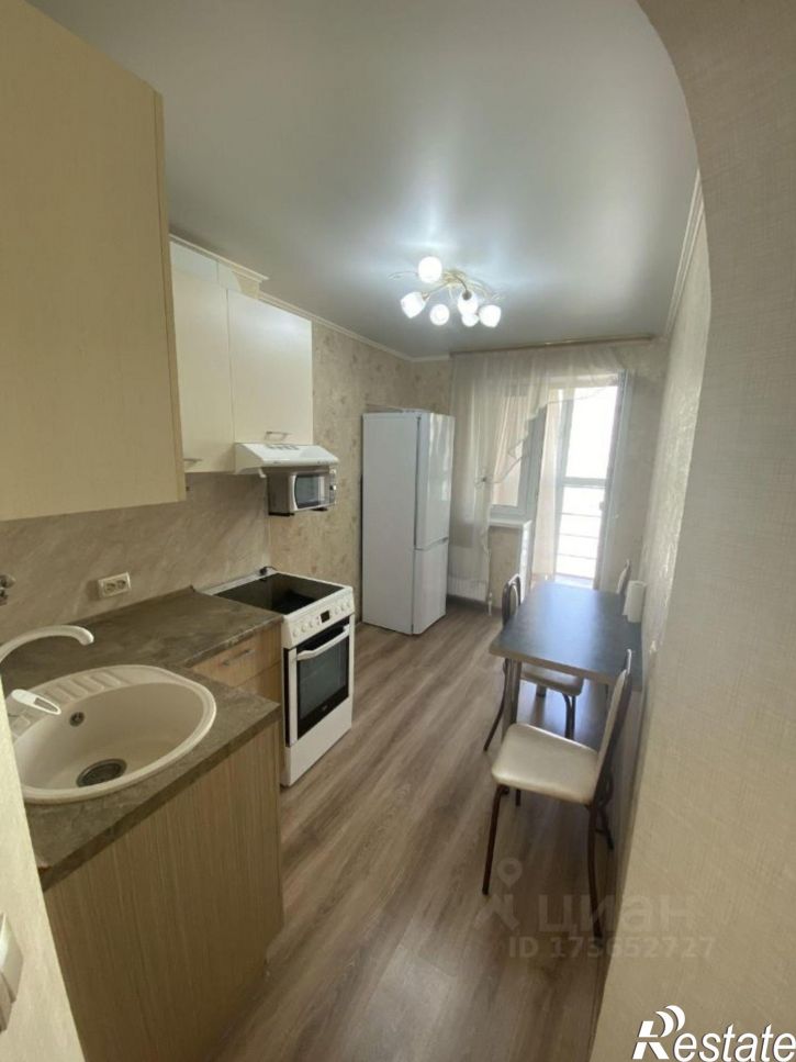 1-комн квартира ул Евгения Столярова, 4б,  д. 4б