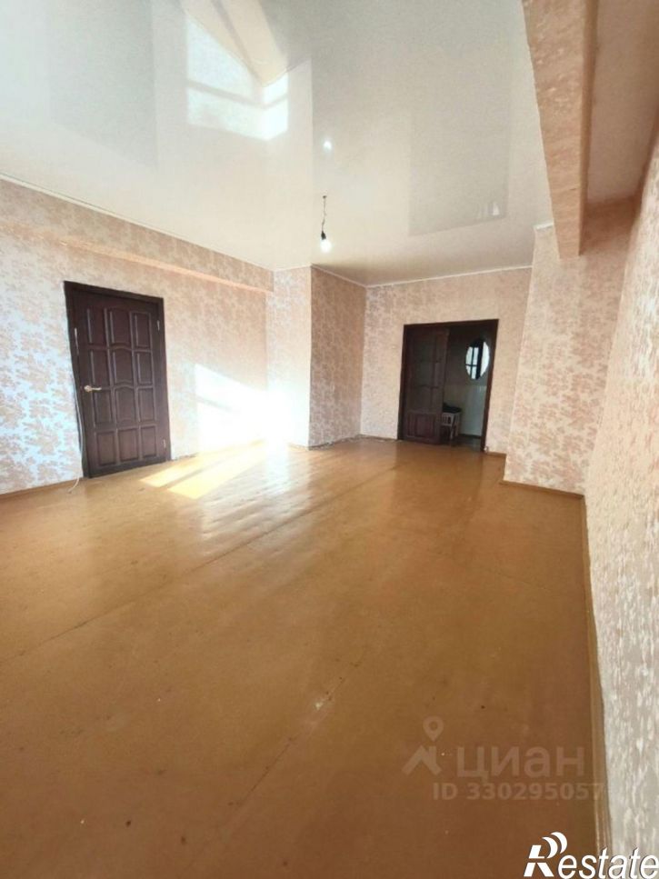 3-комн квартира ул Шумавцова, 11,  д. 11