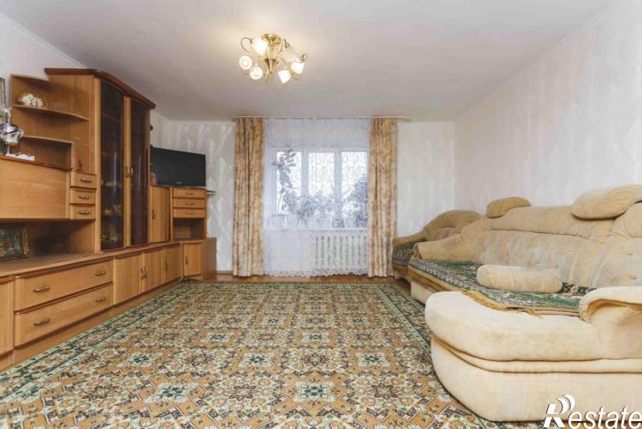 4-комн квартира ул Пушкина, 35/3,  д. 35/3