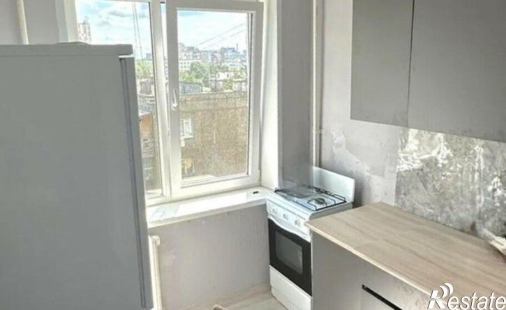 1-комн квартира Революционная улица, 80,  д. 80
