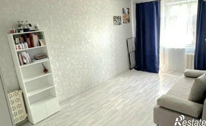 1-комн квартира Революционная улица, 80,  д. 80
