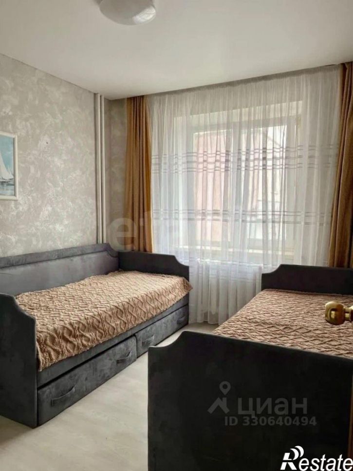 4-комн квартира улица Бессонова, 31,  д. 31