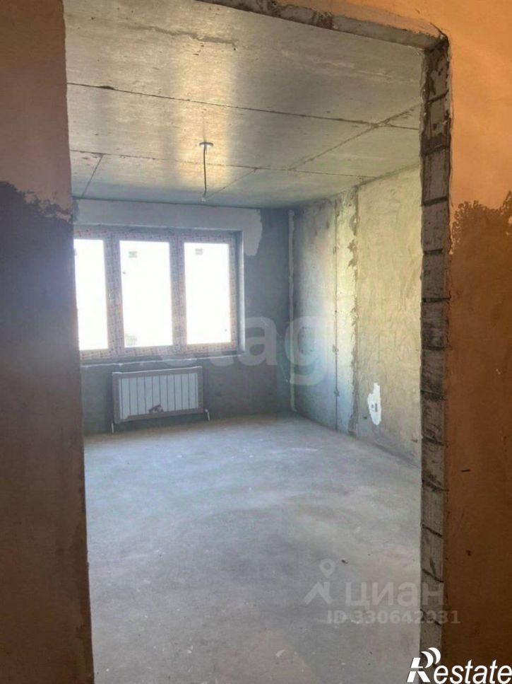 2-комн квартира улица Лётчика Кобелева, 1,  д. 1