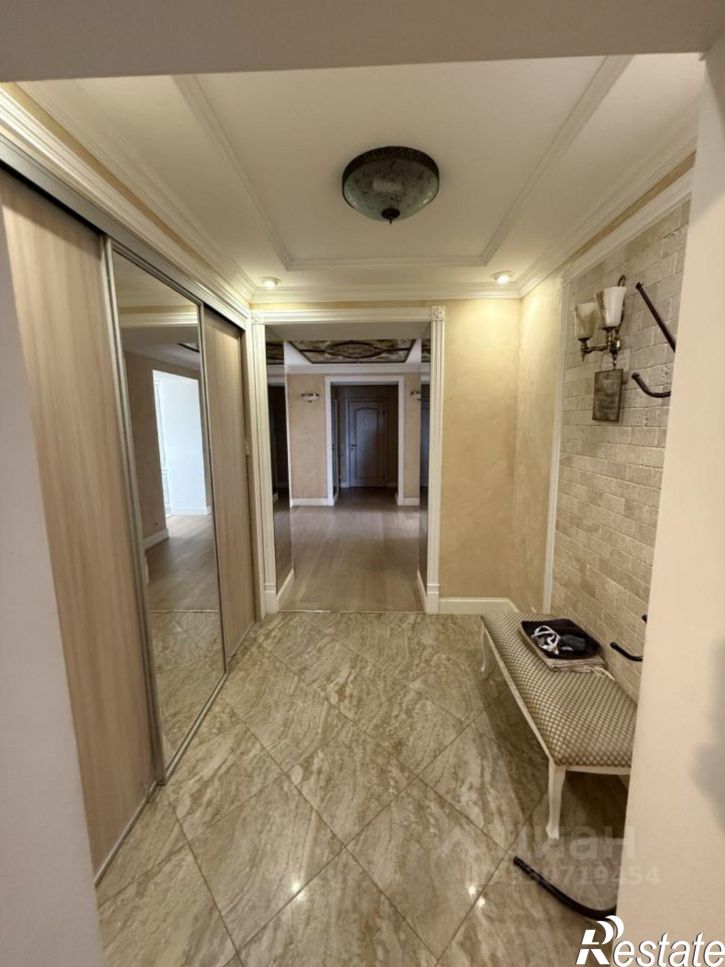 4-комн квартира ул Новомостовая, 8,  д. 8