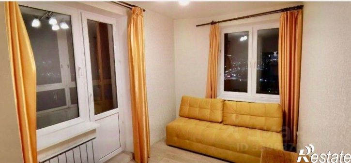3-комн квартира ул Айская, 8,  д. 8