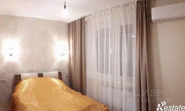 3-комн квартира ул Айская, 8,  д. 8