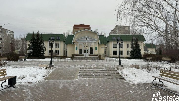 Отдельное здание улица Максима Рыльского