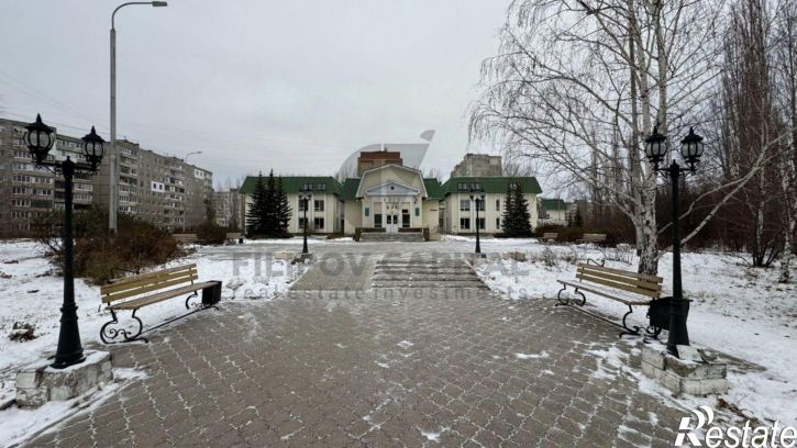 Отдельное здание улица Максима Рыльского