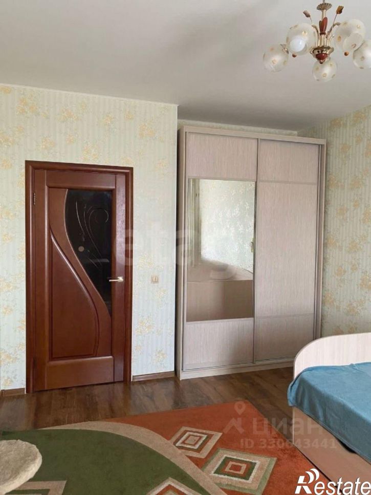 4-комн квартира улица Юрия Гагарина, 57/2,  д. 57/2
