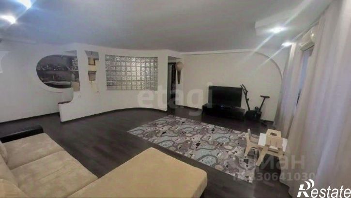 2-комн квартира улица Адмирала Макарова, 22,  д. 22