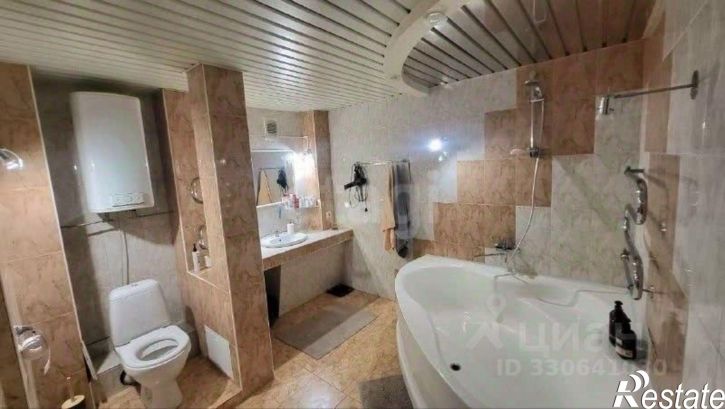 2-комн квартира улица Адмирала Макарова, 22,  д. 22