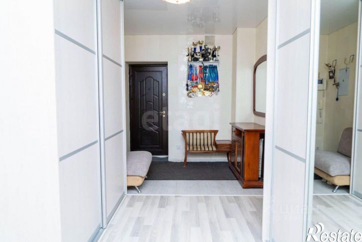 2-комн квартира улица Генерала Горбатова, 9/1,  д. 9/1