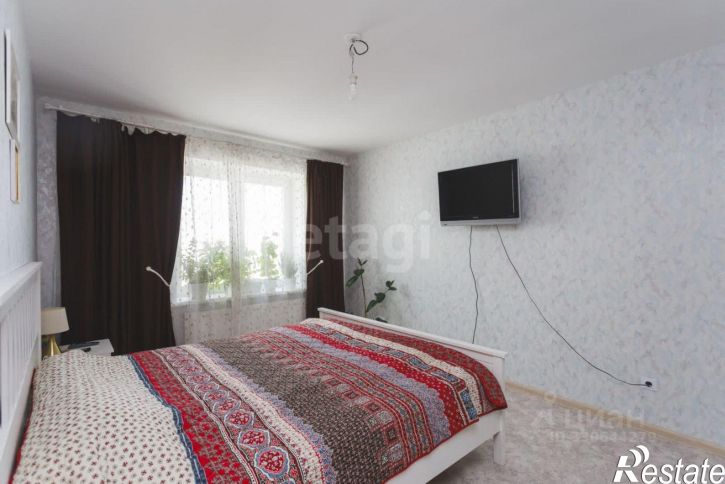 3-комн квартира улица Просвещения, 11/1,  д. 11/1