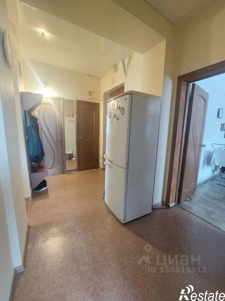 3-комн квартира улица Ульяновых, 44,  д. 44
