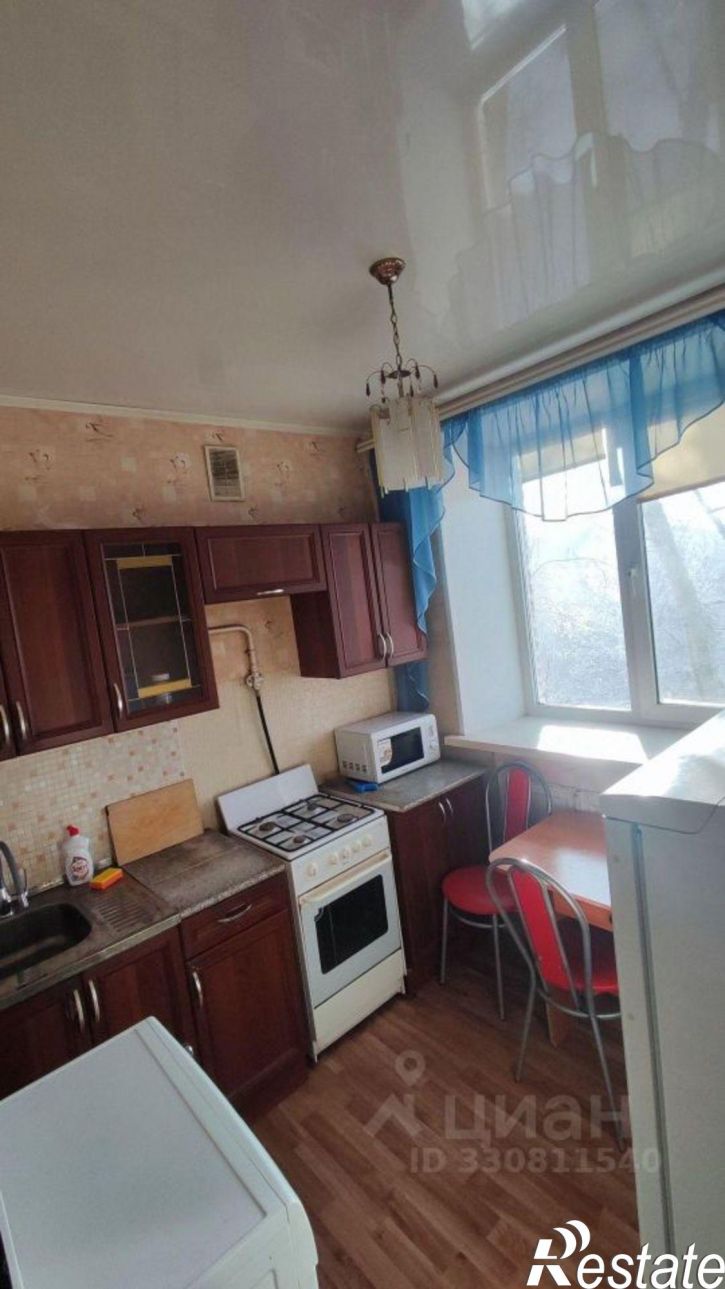 2-комн квартира улица Комарова, 34А,  д. 34А