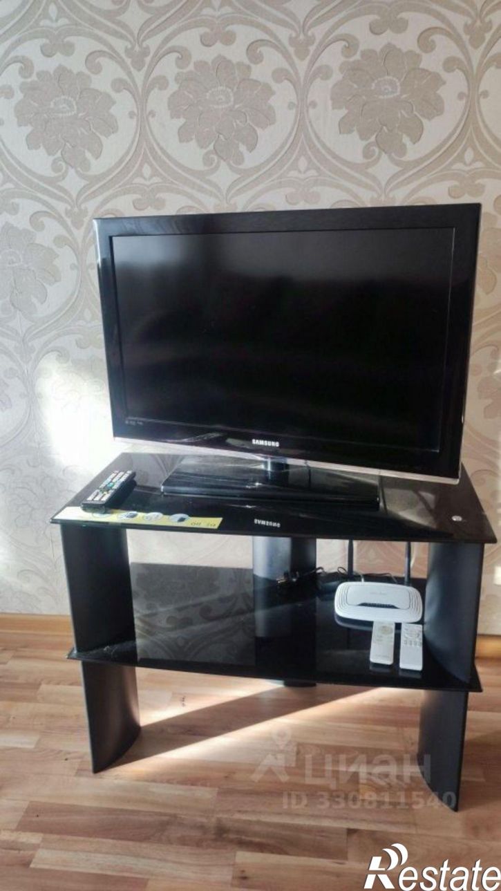 2-комн квартира улица Комарова, 34А,  д. 34А