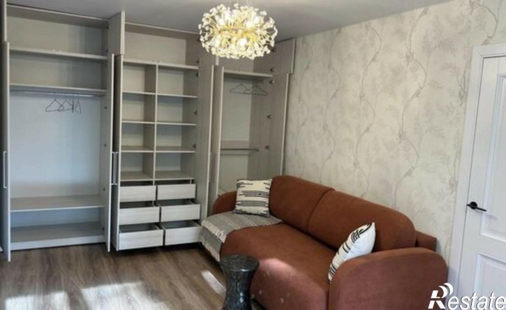 2-комн квартира ул Менделеева, 215/1,  д. 215/1