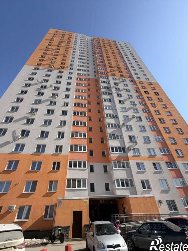 3-комн квартира улица Лётчика Кобелева, 3/2,  д. 3/2