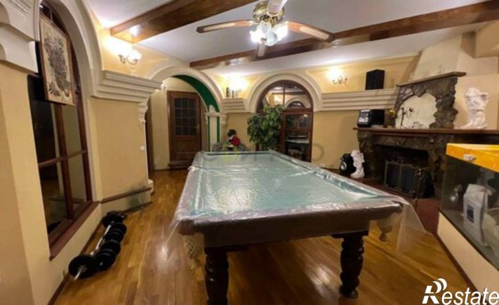 6-комн квартира ул Ульяновых, 37,  д. 37