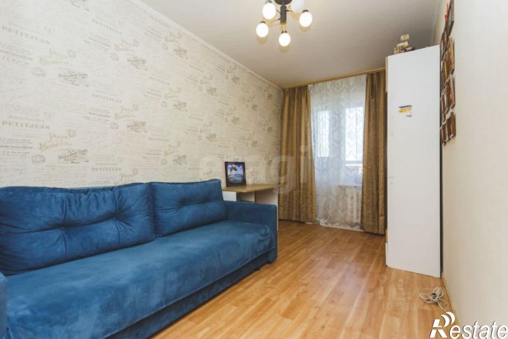 3-комн квартира Зайнаб Биишевой улица, 15,  д. 15