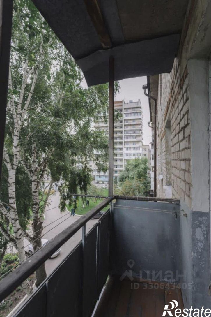 3-комн квартира улица Ахметова, 324,  д. 324