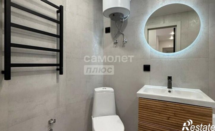 3-комн квартира улица Рабкоров, 8,  д. 8