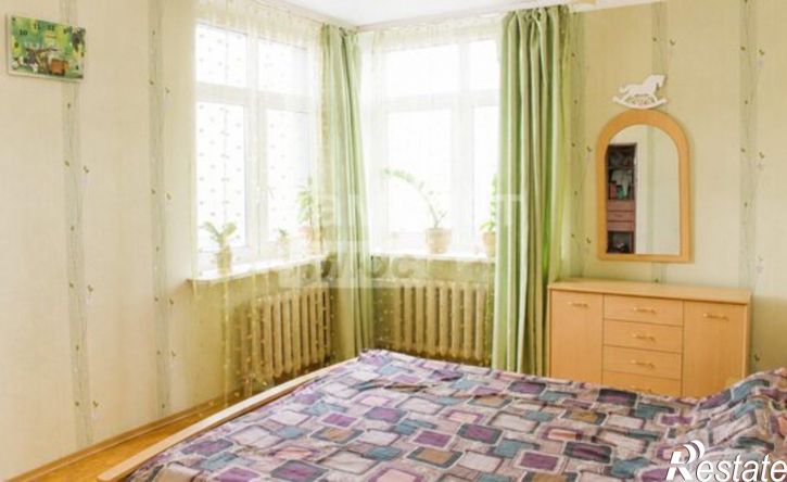 3-комн квартира ул Рихарда Зорге, 70,  д. 70