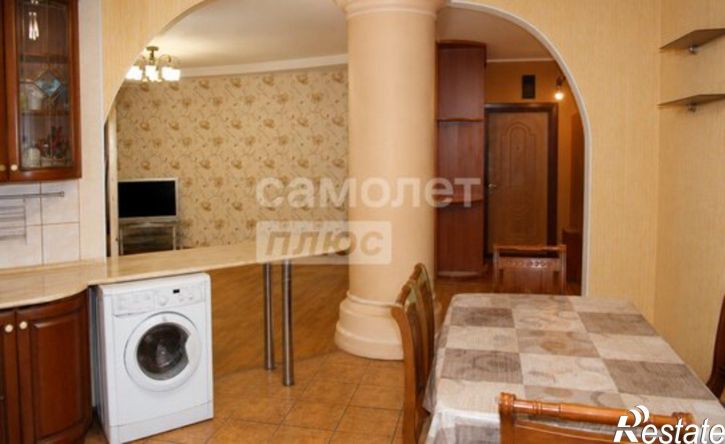 3-комн квартира ул Рихарда Зорге, 70,  д. 70