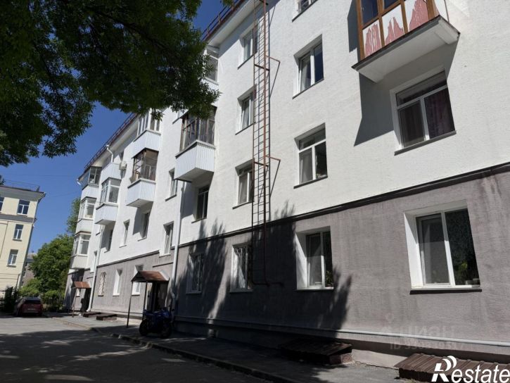 3-комн квартира ул Космонавтов, 7,  д. 7